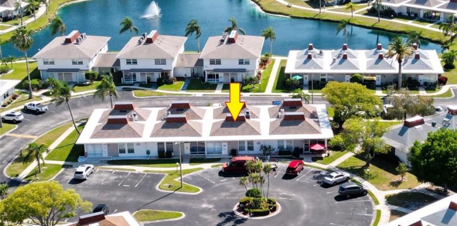 Condo à Holiday, Floride, 2 chambres № 1640079