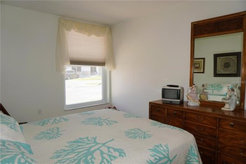 Condominio en alquiler en Holiday, Florida, 2 dormitorios, 76.64 m2 № 1640079 - foto 14