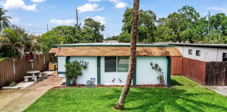 Appartement à Hollywood, Floride 3 pièces, 46.45 m2 № 2349113