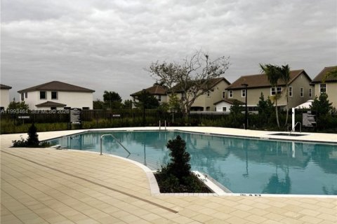 Casa en venta en Homestead, Florida, 3 dormitorios, 169.73 m2 № 2058159 - foto 25
