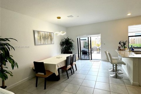 Casa en venta en Homestead, Florida, 3 dormitorios, 169.73 m2 № 2058159 - foto 7