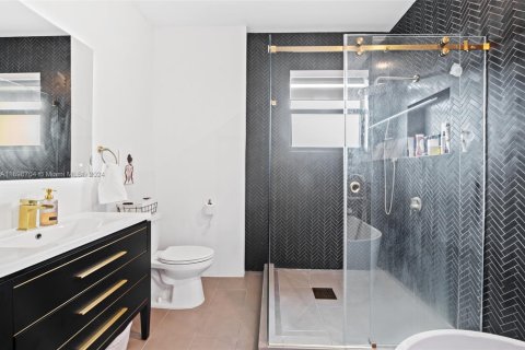Adosado en venta en Davie, Florida, 2 dormitorios, 157.56 m2 № 1704665 - foto 16