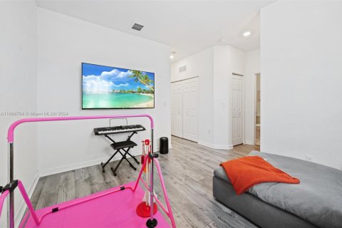 Adosado en venta en Davie, Florida, 2 dormitorios, 157.56 m2 № 1704665 - foto 19