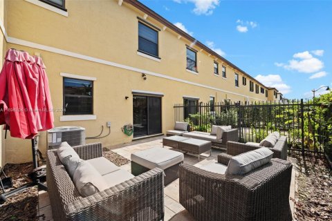 Adosado en venta en Davie, Florida, 2 dormitorios, 157.56 m2 № 1704665 - foto 25