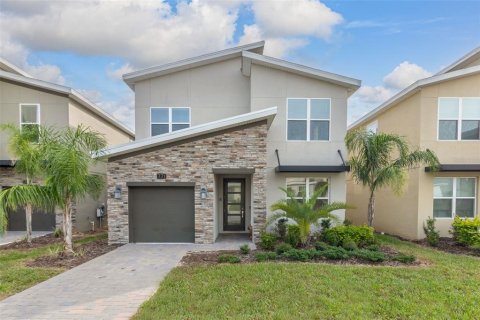 Casa en venta en Davenport, Florida, 5 dormitorios, 286.23 m2 № 1548276 - foto 1