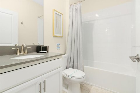 Casa en venta en Davenport, Florida, 5 dormitorios, 286.23 m2 № 1548276 - foto 10