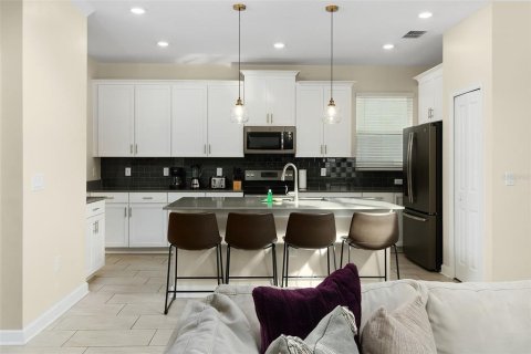 Casa en venta en Davenport, Florida, 5 dormitorios, 286.23 m2 № 1548276 - foto 28