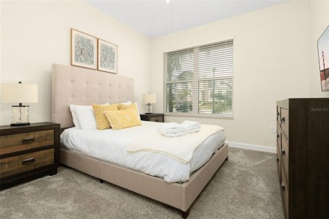 Casa en venta en Davenport, Florida, 5 dormitorios, 286.23 m2 № 1548276 - foto 7