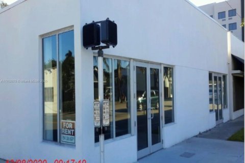 Commercial property in Dania Beach, Florida № 1860973 - photo 2