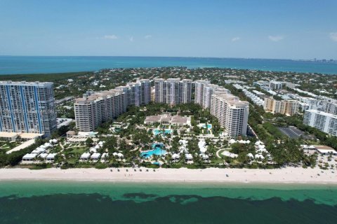 Condo in Key Biscayne, Florida, 3 bedrooms  № 1922860 - photo 21