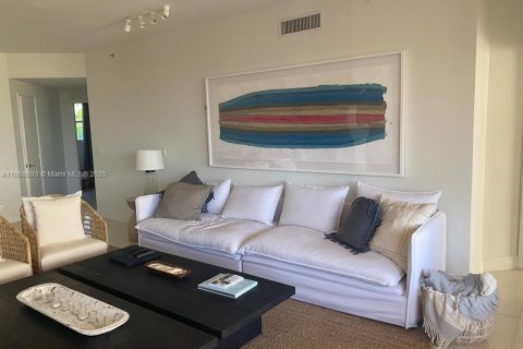 Condo in Key Biscayne, Florida, 3 bedrooms  № 1922860 - photo 6