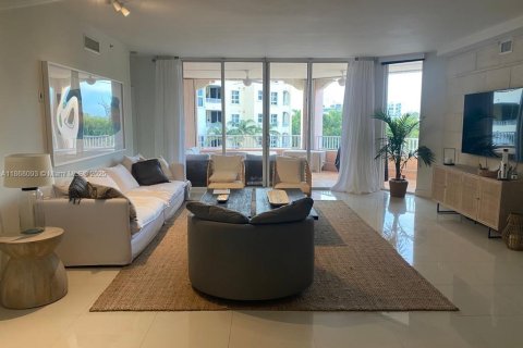 Condo in Key Biscayne, Florida, 3 bedrooms  № 1922860 - photo 3