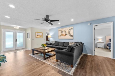 Casa en venta en Spring Hill, Florida, 2 dormitorios, 158.12 m2 № 1819075 - foto 9