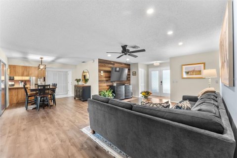 Casa en venta en Spring Hill, Florida, 2 dormitorios, 158.12 m2 № 1819075 - foto 10
