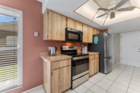 Casa en venta en Spring Hill, Florida, 2 dormitorios, 158.12 m2 № 1819075 - foto 17