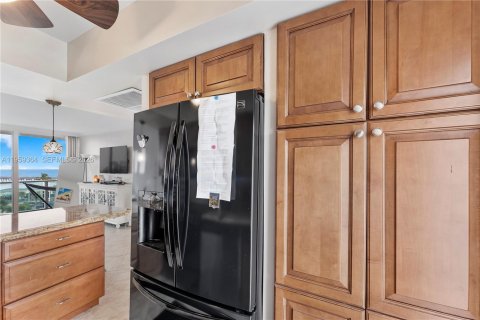 Condo in Deerfield Beach, Florida, 1 bedroom  № 2023435 - photo 30