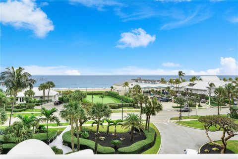 Condo in Deerfield Beach, Florida, 1 bedroom  № 2023435 - photo 24