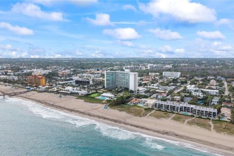 Condo in Deerfield Beach, Florida, 1 bedroom  № 2023435 - photo 7