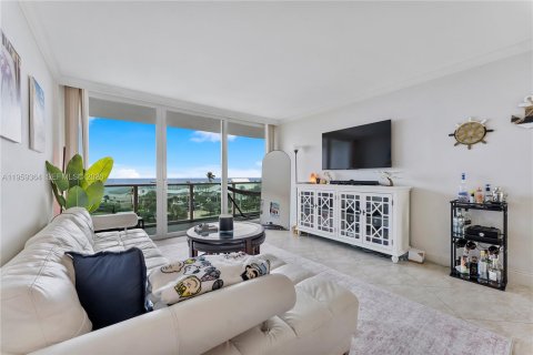 Condo in Deerfield Beach, Florida, 1 bedroom  № 2023435 - photo 18