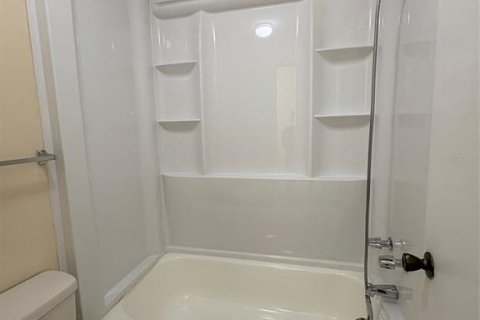 Appartement à louer à Titusville, Floride: 1 chambre, 64.57 m2 № 1858355 - photo 8