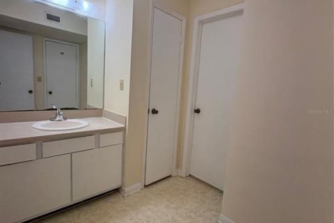 Appartement à louer à Titusville, Floride: 1 chambre, 64.57 m2 № 1858355 - photo 7