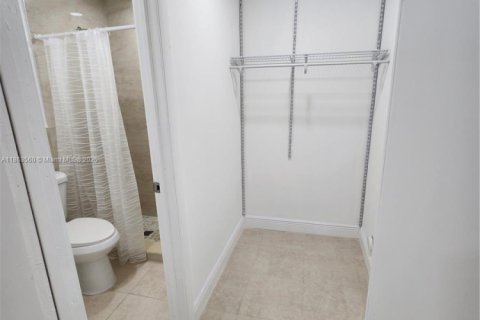 Commercial property in Homestead, Florida 1 bedroom, 133.78 sq.m. № 1994937 - photo 3