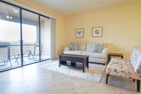 Condominio en alquiler en Davenport, Florida, 2 dormitorios, 130.9 m2 № 2095941 - foto 8