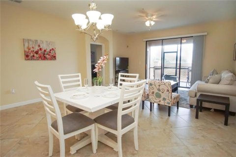 Condominio en alquiler en Davenport, Florida, 2 dormitorios, 130.9 m2 № 2095941 - foto 4