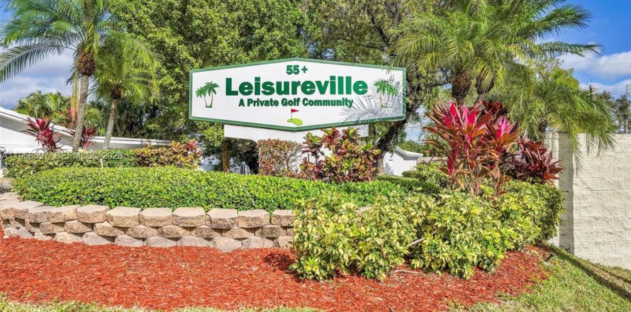 Кондоминиум с 2 спальнями в Помпано-Бич, Флорида № 2010508