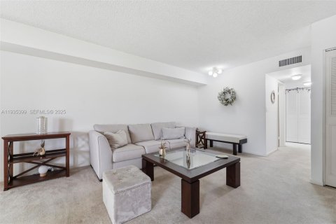 Condo in Boca Raton, Florida, 3 bedrooms  № 1993456 - photo 5