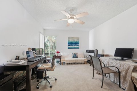 Condo in Boca Raton, Florida, 3 bedrooms  № 1993456 - photo 23