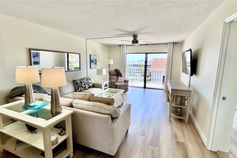 Condominio en venta en Tierra Verde, Florida, 2 dormitorios, 103.12 m2 № 1632502 - foto 18