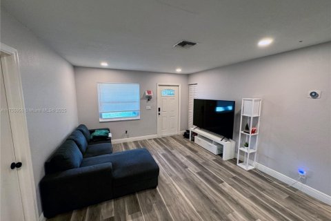 Купить виллу или дом в Дейви, Флорида 3 спальни, 118.91м2, № 1504154 - фото 4