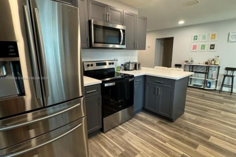 Купить виллу или дом в Дейви, Флорида 3 спальни, 118.91м2, № 1504154 - фото 13