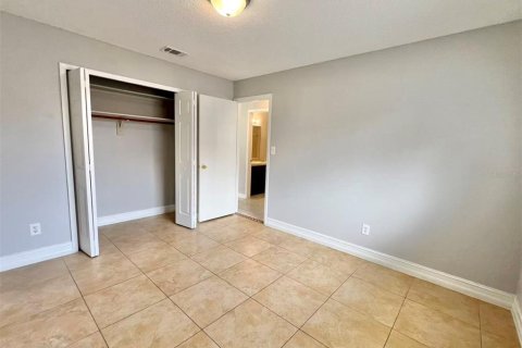 Villa ou maison à vendre à Apopka, Floride: 3 chambres, 129.69 m2 № 2406463 - photo 18