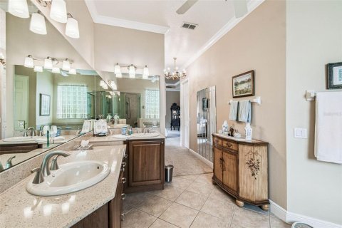 Casa en venta en Kissimmee, Florida, 3 dormitorios, 227.61 m2 № 1915993 - foto 27