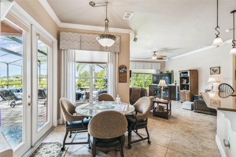 Casa en venta en Kissimmee, Florida, 3 dormitorios, 227.61 m2 № 1915993 - foto 19