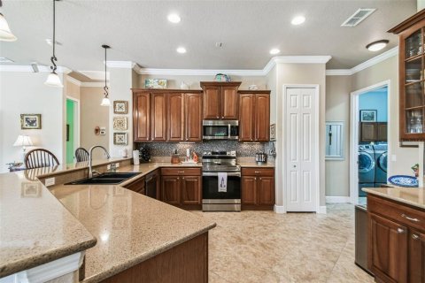 Casa en venta en Kissimmee, Florida, 3 dormitorios, 227.61 m2 № 1915993 - foto 15