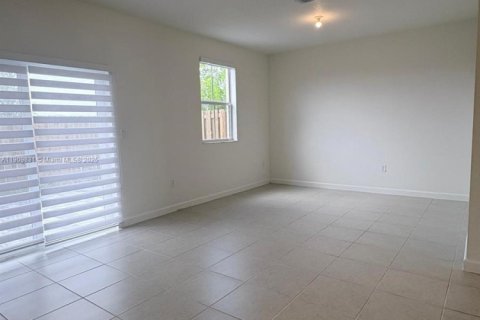 Adosado en alquiler en Homestead, Florida, 3 dormitorios, 123.65 m2 № 1966776 - foto 24