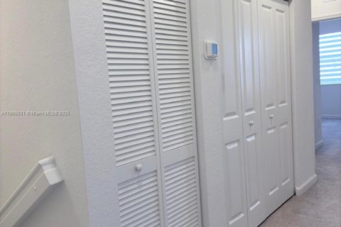 Adosado en alquiler en Homestead, Florida, 3 dormitorios, 123.65 m2 № 1966776 - foto 17