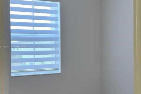 Adosado en alquiler en Homestead, Florida, 3 dormitorios, 123.65 m2 № 1966776 - foto 8