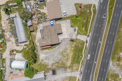 Commercial property in Hudson, Florida 613.71 sq.m. № 2411545 - photo 14