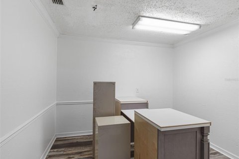 Commercial property in Hudson, Florida 613.71 sq.m. № 2411545 - photo 25