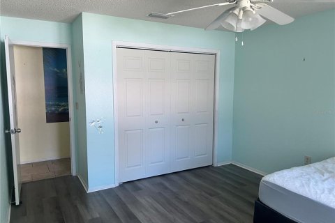 House in Spring Hill, Florida 3 bedrooms, 161.28 sq.m. № 1422037 - photo 27