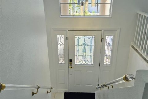 House in New Port Richey, Florida 4 bedrooms, 147.34 sq.m. № 2110721 - photo 3