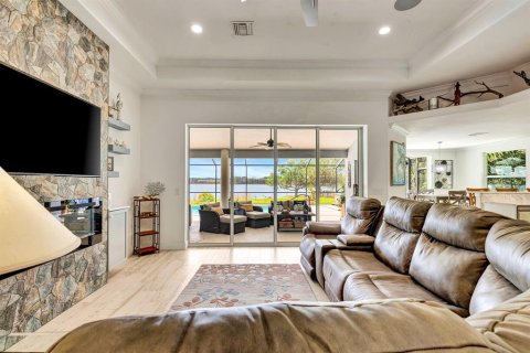 Casa en venta en Avon Park, Florida, 3 dormitorios, 195.93 m2 № 1737106 - foto 25