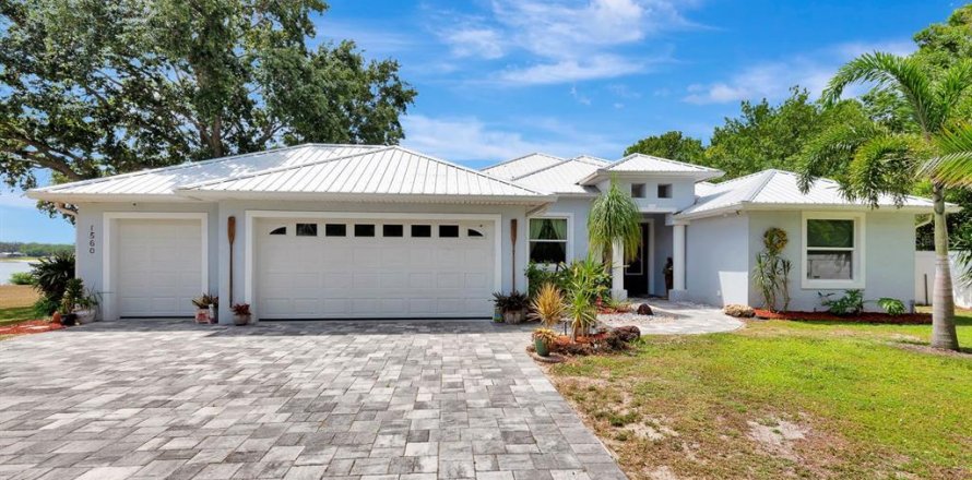 Casa en Avon Park, Florida 3 dormitorios, 195.93 m2 № 1737106