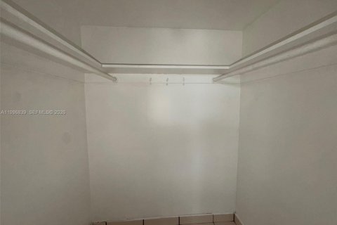 Купить кондоминиум в Хайалиа Гарденс, Флорида 2 спальни, 75.9м2, № 2058930 - фото 20