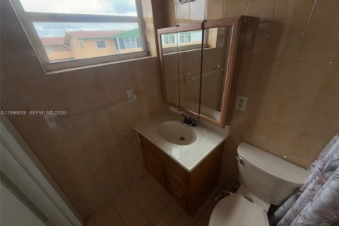 Купить кондоминиум в Хайалиа Гарденс, Флорида 2 спальни, 75.9м2, № 2058930 - фото 22