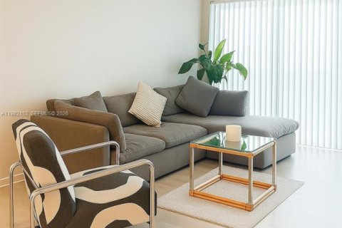 Condo in Sunny Isles Beach, Florida, 1 bedroom  № 2043307 - photo 19